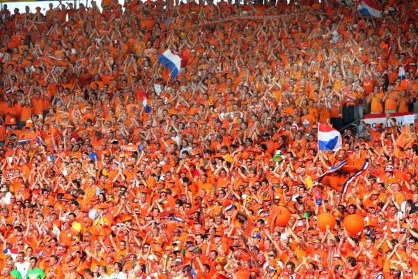 [Image: The+Dutch+Crowd.jpg]