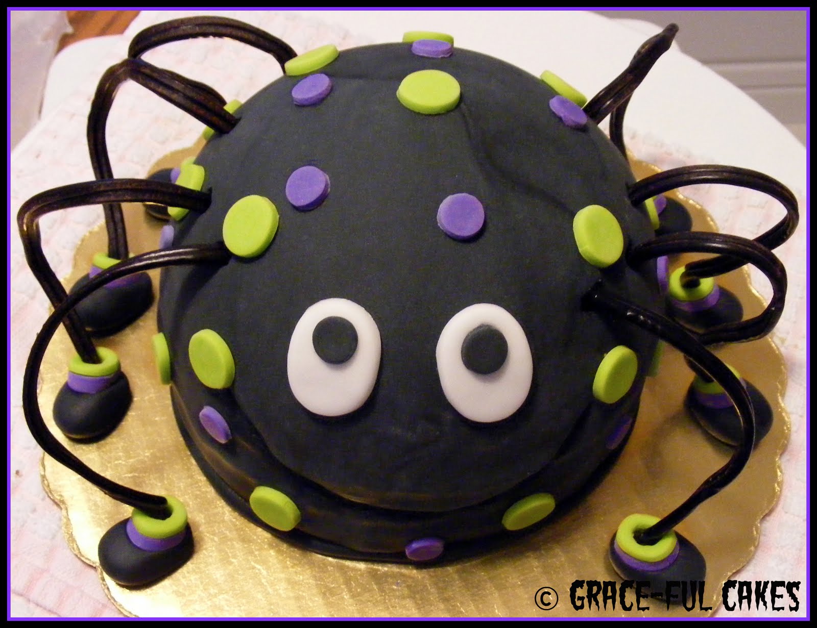 [Image: Spider+Cake+1-3.jpg]